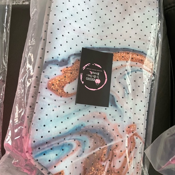 Neoprene make up bags. Perfect with some of the matching pattern neoprene bags. - Picture 3 of 5